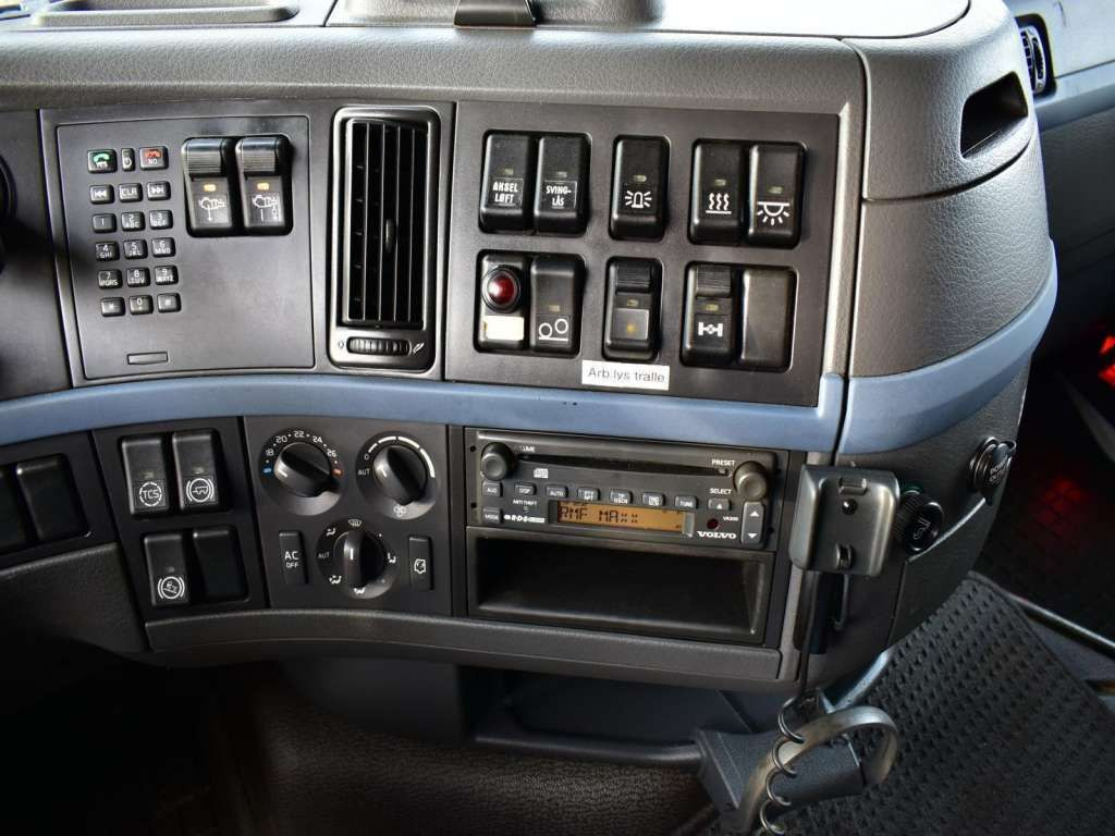 Leasing of  Volvo  FH 520 8x2 EFFER 850 Fly Jib Winch 5th Volvo  FH 520 8x2 EFFER 850 Fly Jib Winch 5th: picture 25