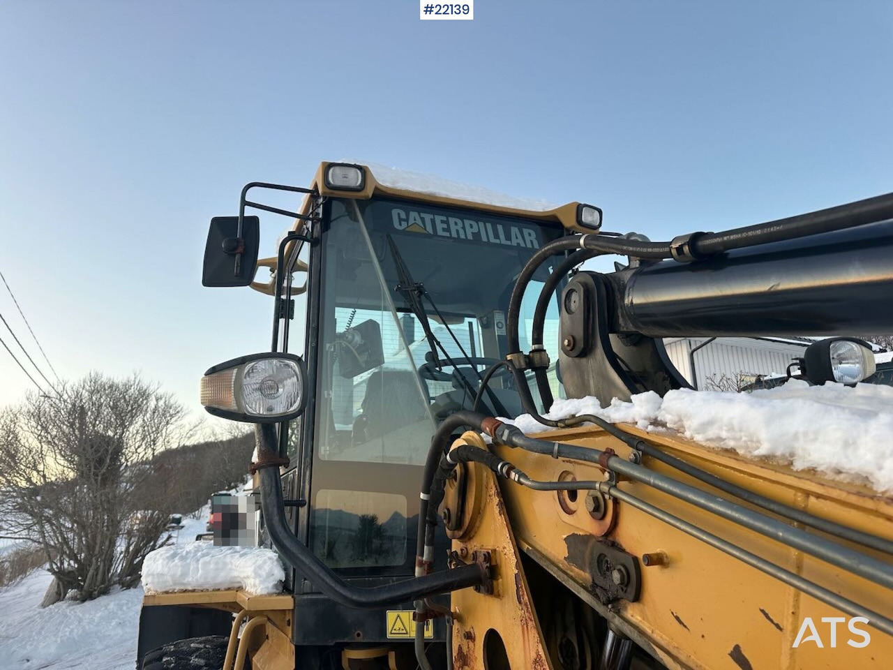 CAT 930G m/ skuffe, pallegafler og vekt. Se timer! SE VIDEO - Wheel loader: picture 4 CAT 930G m/ skuffe, pallegafler og vekt. Se timer! SE VIDEO - Wheel loader: picture 4
