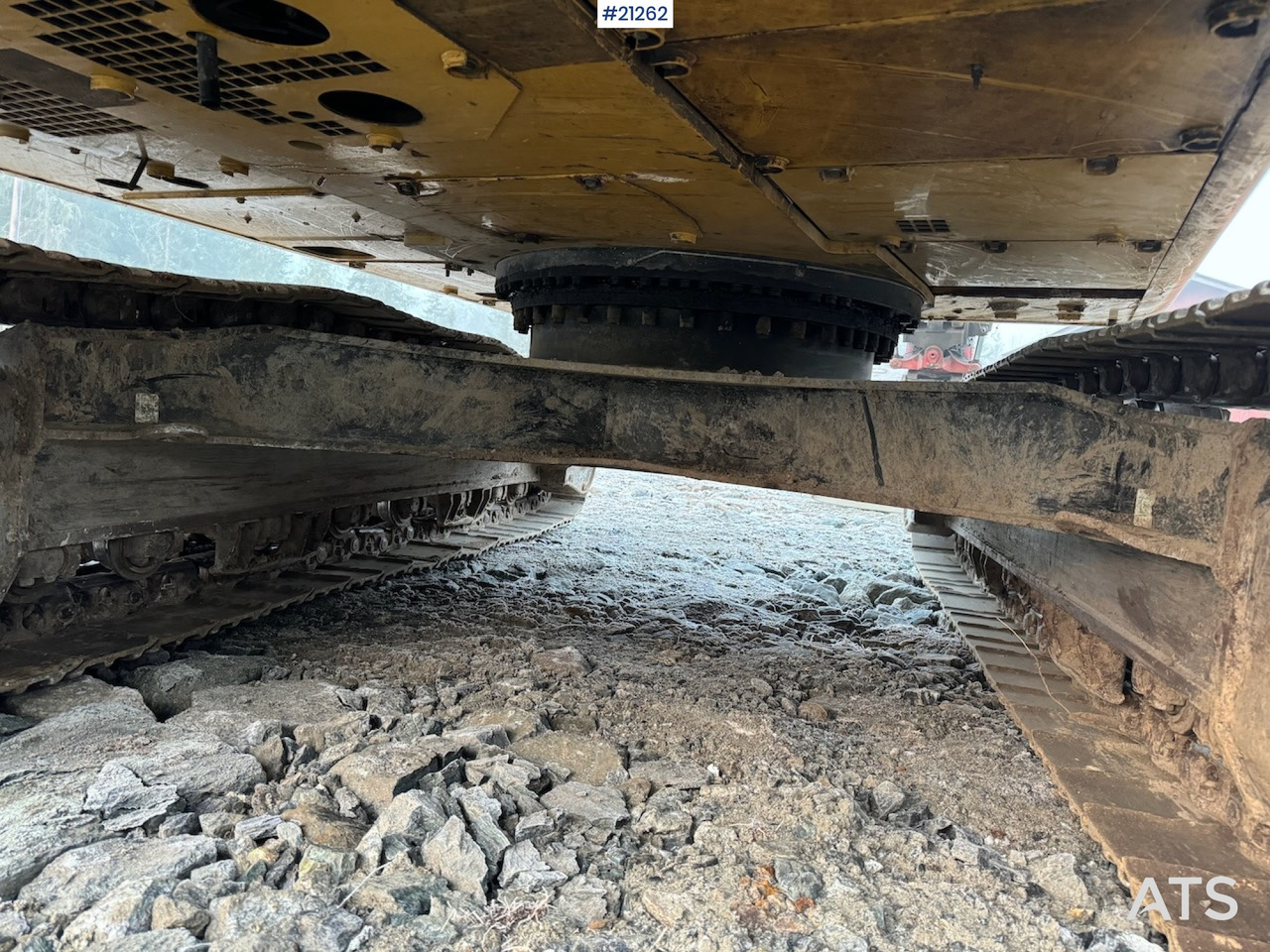 Crawler excavator Caterpillar 323: picture 47
