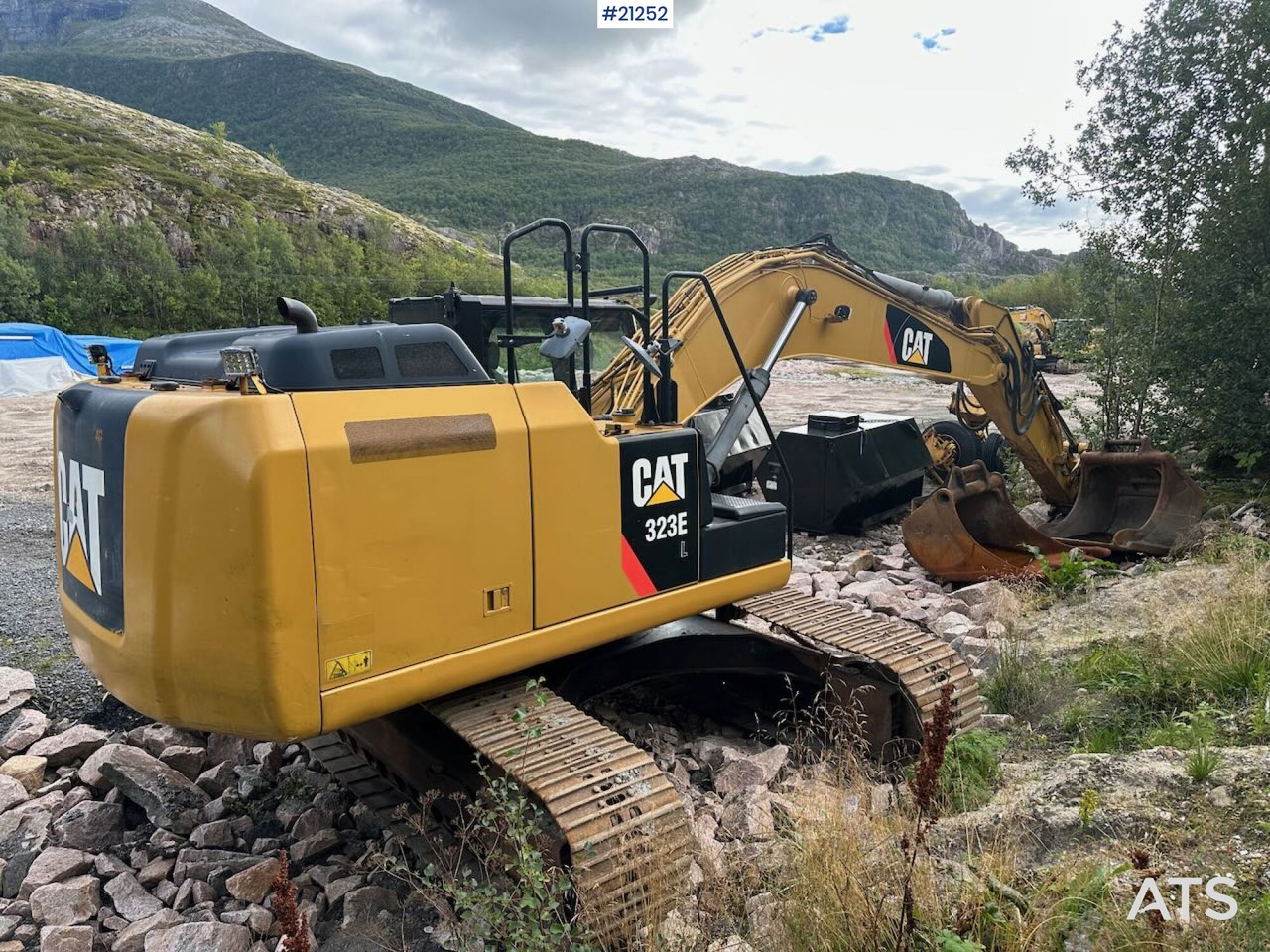 Caterpillar 323E - Crawler excavator: picture 4 Caterpillar 323E - Crawler excavator: picture 4