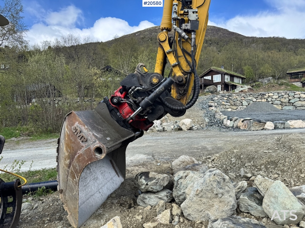 Excavator Komatsu HB215LC-2: picture 28