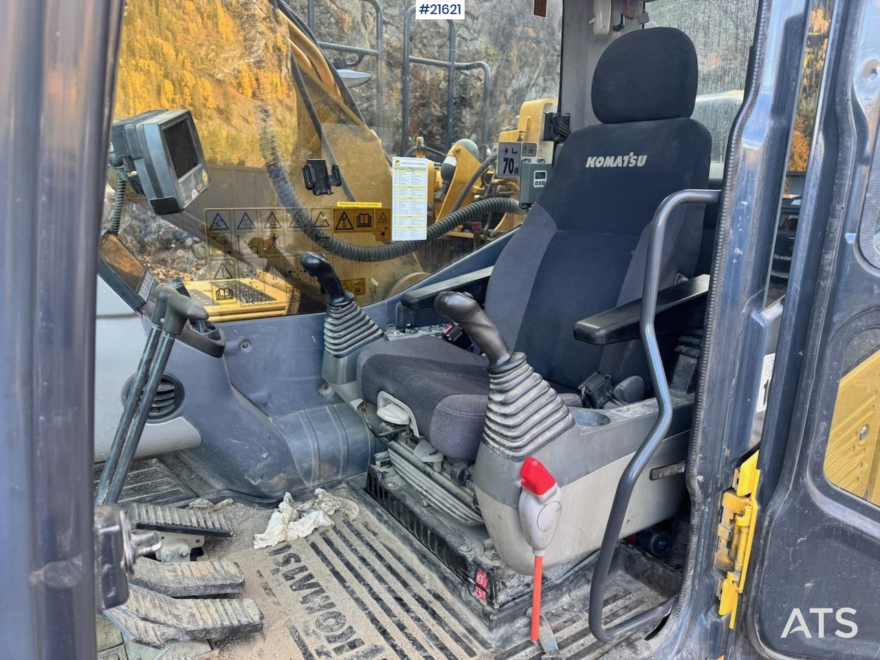 Crawler excavator Komatsu Komatsu PC290LC-10 m/ Rototilt, 2 skuffer og GPS. Nytt understell!: picture 36 Crawler excavator Komatsu Komatsu PC290LC-10 m/ Rototilt, 2 skuffer og GPS. Nytt understell!: picture 36