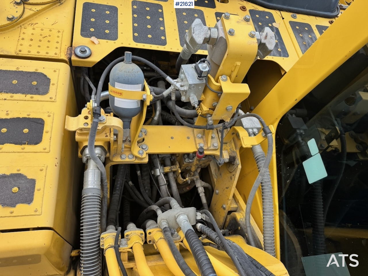 Crawler excavator Komatsu Komatsu PC290LC-10 m/ Rototilt, 2 skuffer og GPS. Nytt understell!: picture 32 Crawler excavator Komatsu Komatsu PC290LC-10 m/ Rototilt, 2 skuffer og GPS. Nytt understell!: picture 32