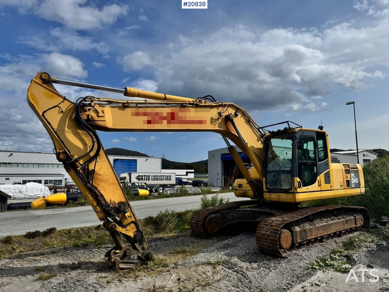 Komatsu PC240LC-8 - Crawler excavator: picture 1 Komatsu PC240LC-8 - Crawler excavator: picture 1