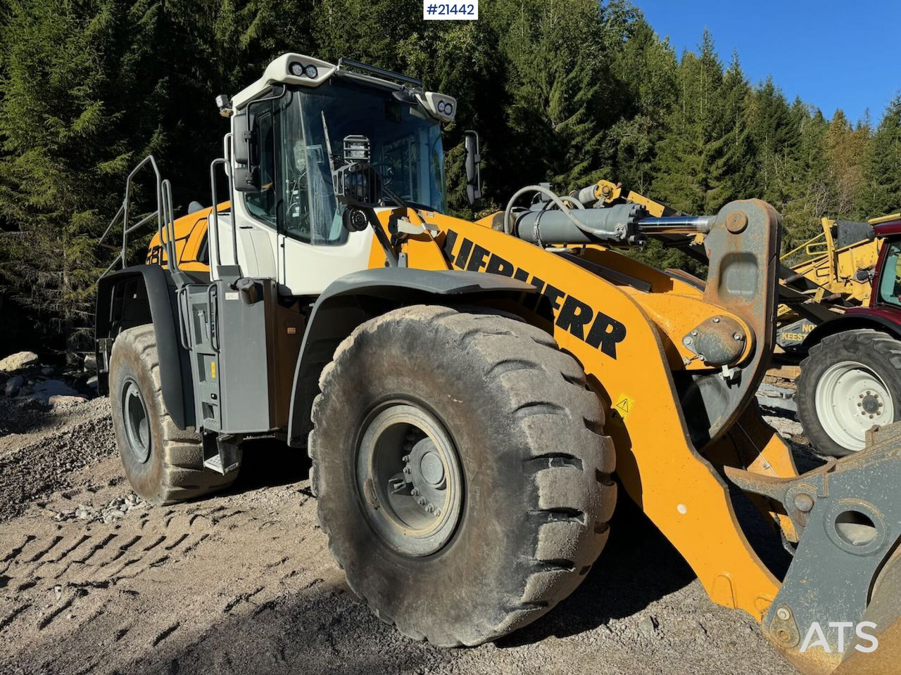 Liebherr L580 - Wheel loader: picture 2 Liebherr L580 - Wheel loader: picture 2