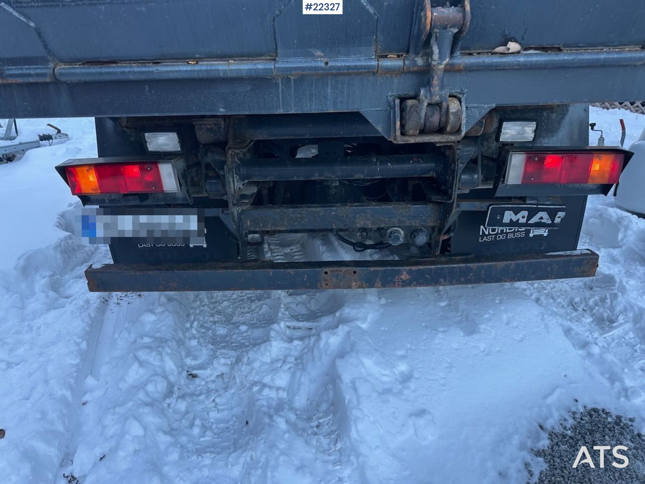 Crane truck MAN 14 224 LC kranbil m / 7 t/m kran og to sett dekk. Lav km stand. SE VIDEO: picture 14