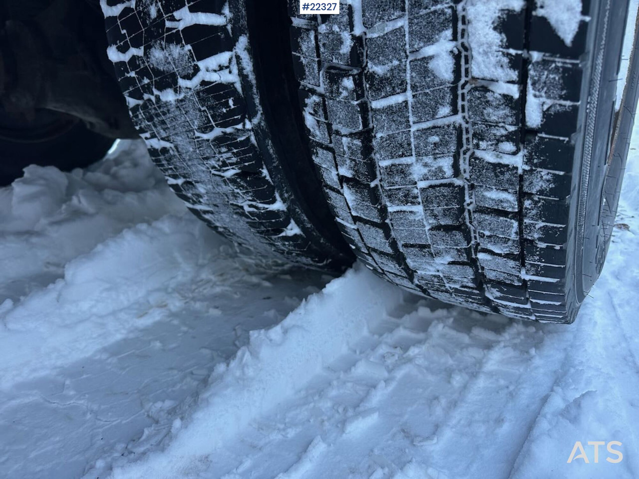 Crane truck MAN 14 224 LC kranbil m / 7 t/m kran og to sett dekk. Lav km stand. SE VIDEO: picture 20