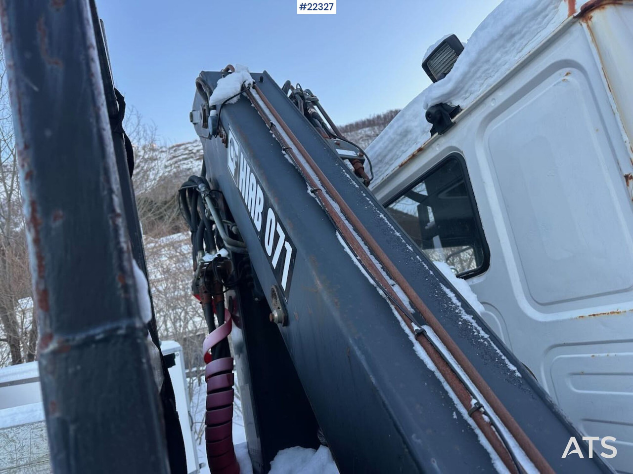 Crane truck MAN 14 224 LC kranbil m / 7 t/m kran og to sett dekk. Lav km stand. SE VIDEO: picture 30