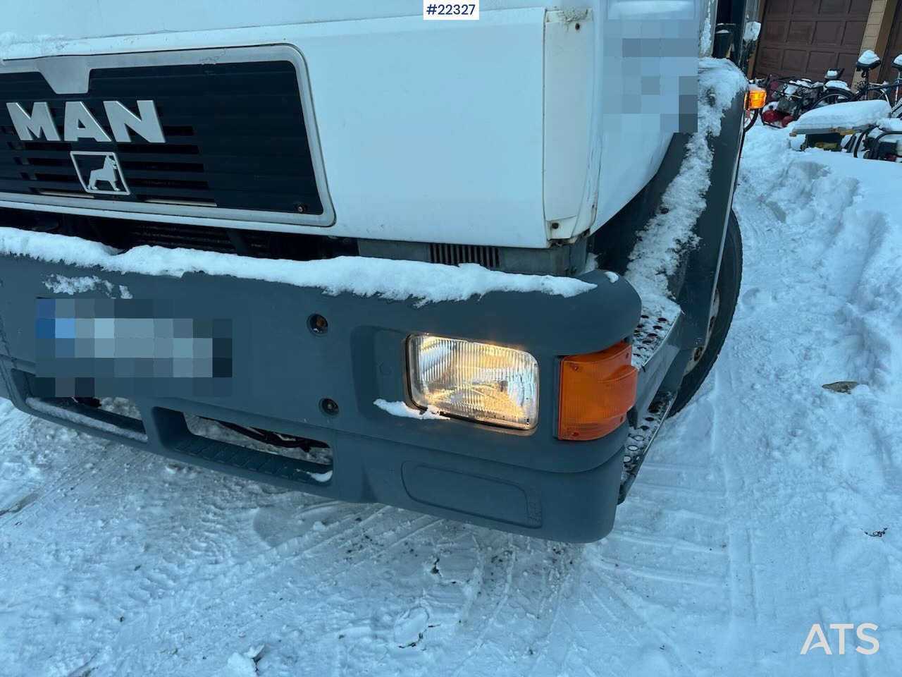 Crane truck MAN 14 224 LC kranbil m / 7 t/m kran og to sett dekk. Lav km stand. SE VIDEO: picture 9