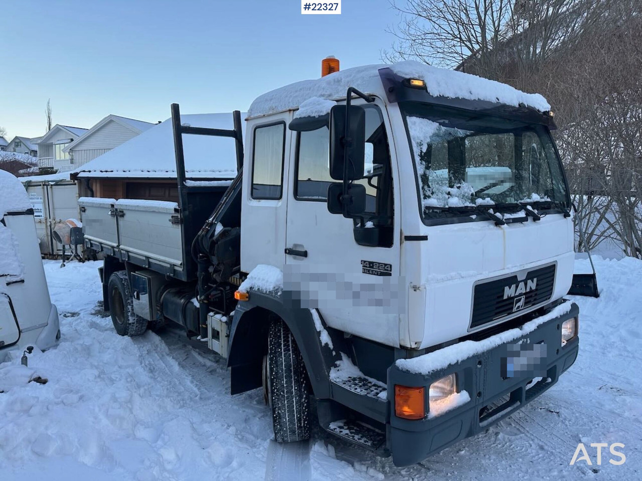 Crane truck MAN 14 224 LC kranbil m / 7 t/m kran og to sett dekk. Lav km stand. SE VIDEO: picture 10