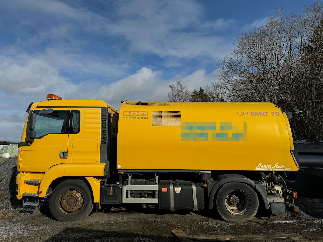 MAN 18.313 - Road sweeper: picture 2 MAN 18.313 - Road sweeper: picture 2