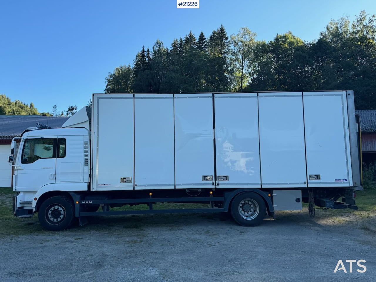 MAN TGM - Box truck: picture 3 MAN TGM - Box truck: picture 3
