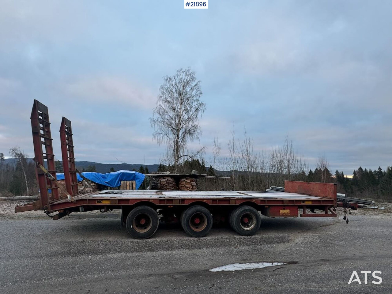 NC BT-24 3-akslet maskinkjerre - Low loader trailer: picture 4 NC BT-24 3-akslet maskinkjerre - Low loader trailer: picture 4