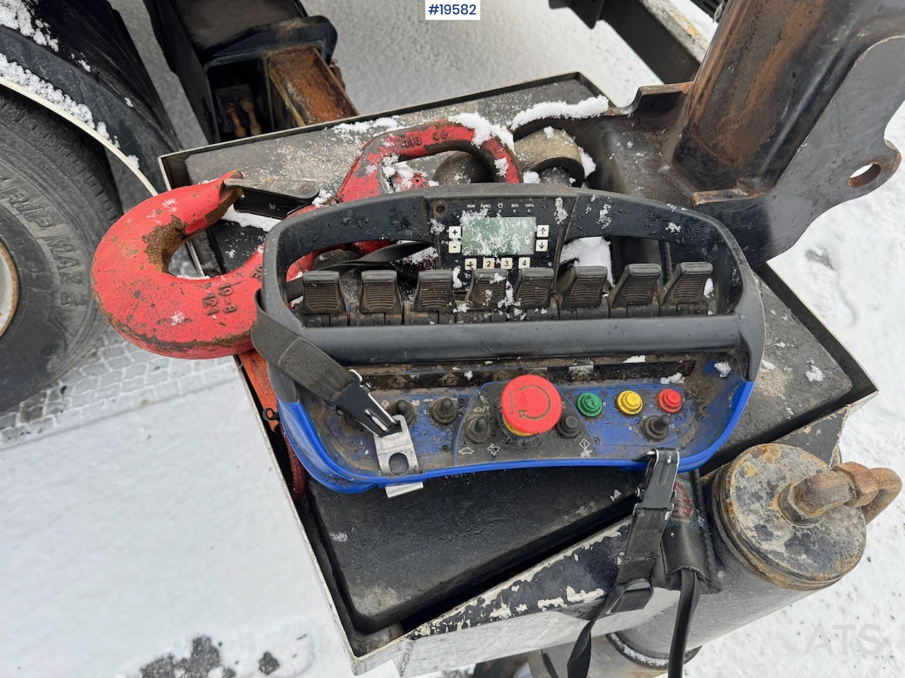 Crane truck Volvo 2019 Volvo FH540 8x4 Tridem Kranbil m/ 50 t/m HMF kran m/ Jibb. Lite km og krantimer!: picture 21