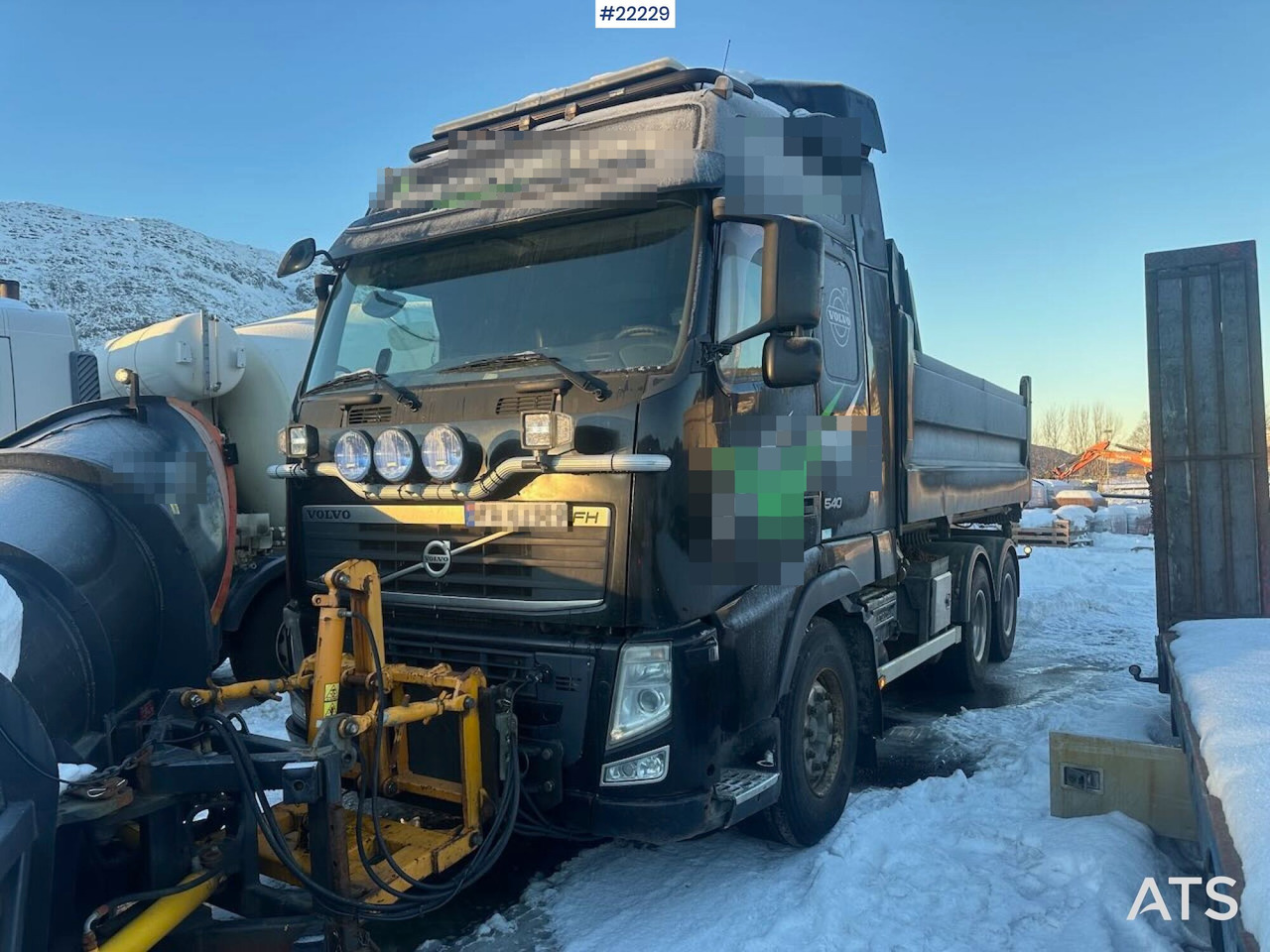 Volvo FH540 6x4 brøyterigget kombibil m/ 2007 Kel-Berg T790k, kasse, 2x asfaltbaljer og svingskive. SE VIDEO - Tipper: picture 1 Volvo FH540 6x4 brøyterigget kombibil m/ 2007 Kel-Berg T790k, kasse, 2x asfaltbaljer og svingskive. SE VIDEO - Tipper: picture 1