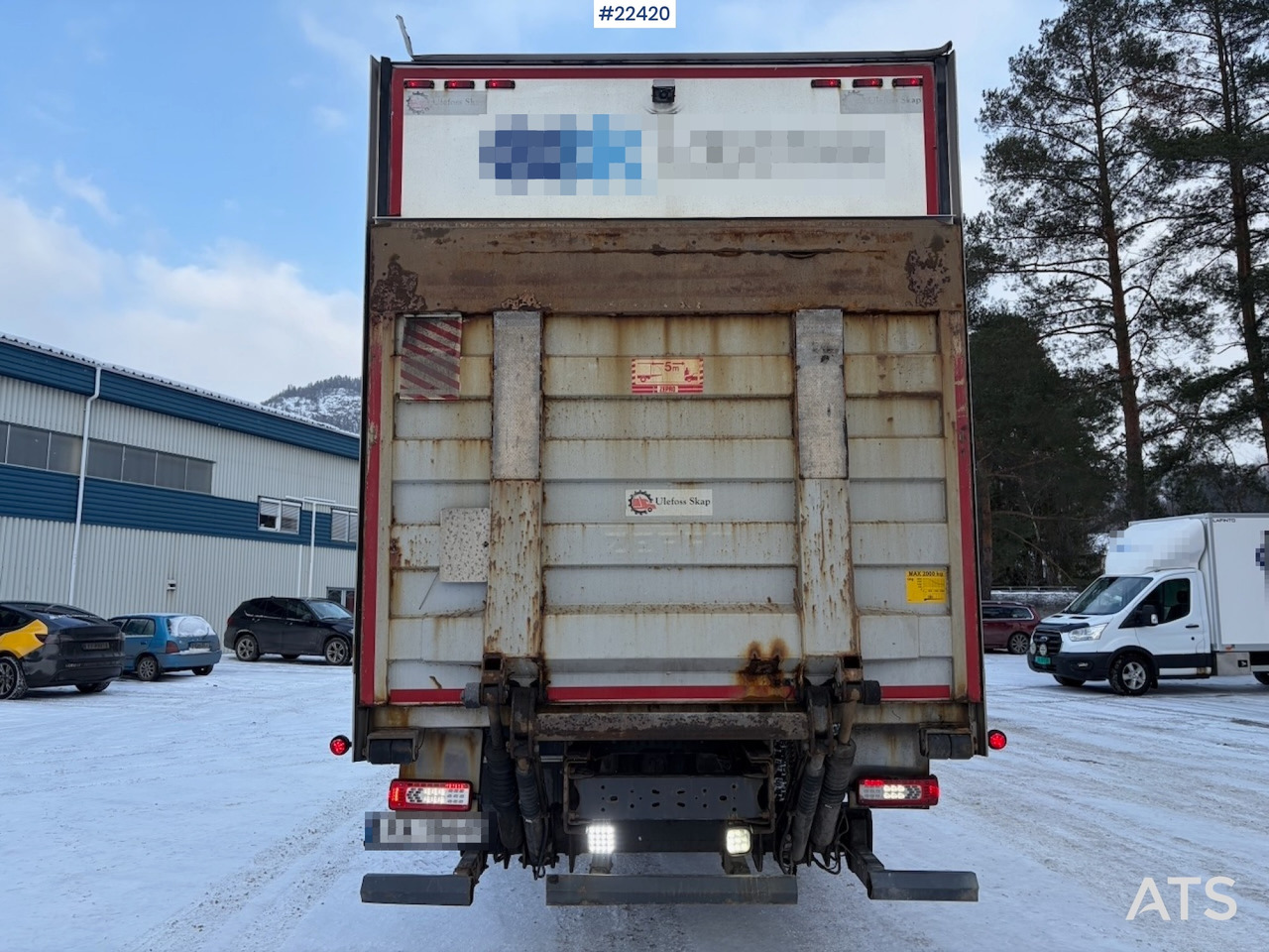 Volvo FM 330 - Box truck: picture 5 Volvo FM 330 - Box truck: picture 5