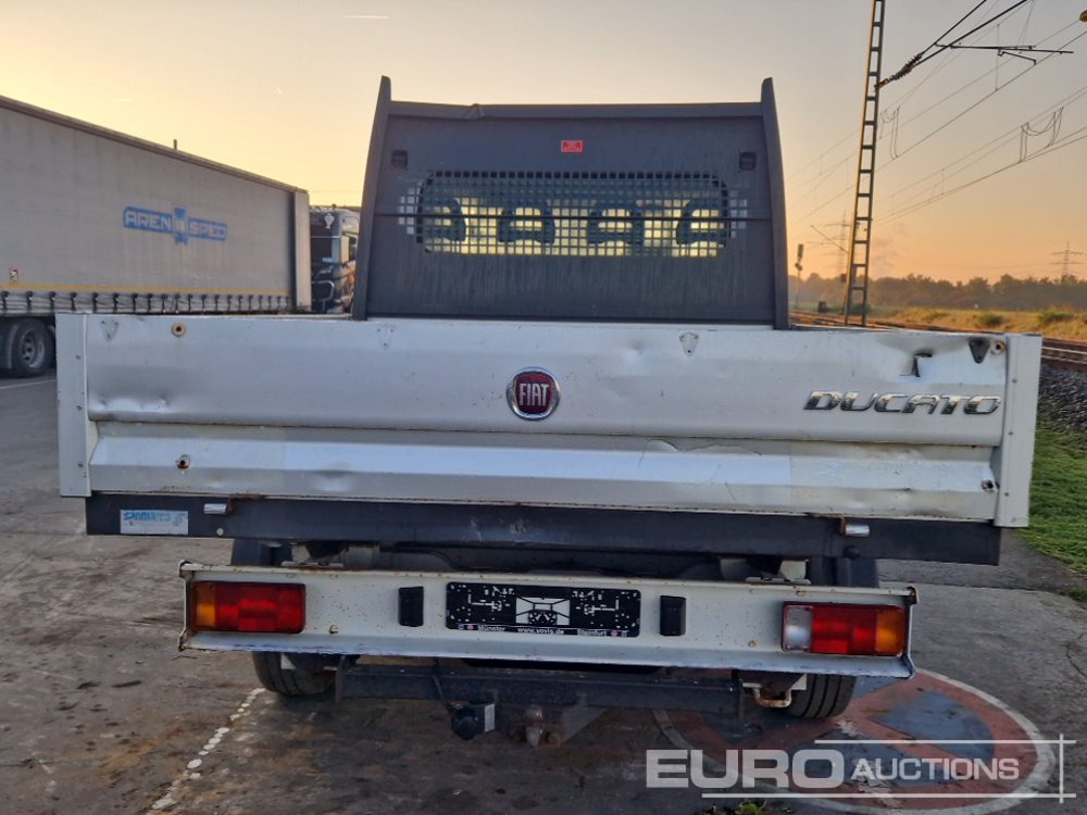 2012 Fiat Ducato - Open body delivery van: picture 4 2012 Fiat Ducato - Open body delivery van: picture 4