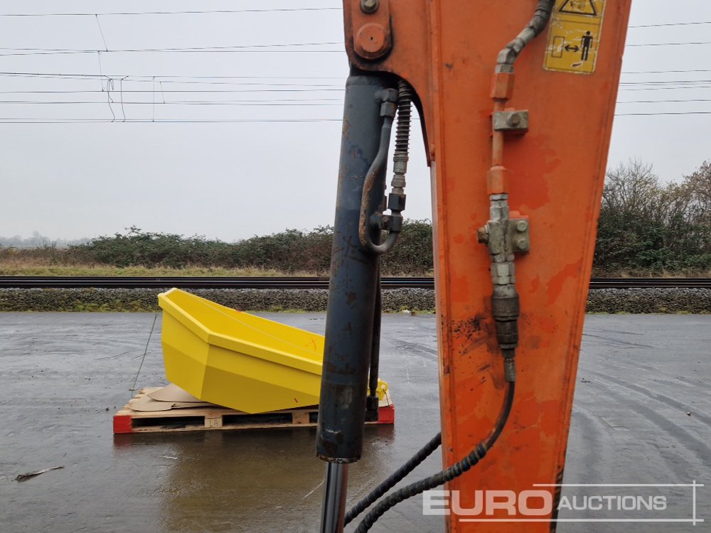 Mini excavator 2012 Hitachi ZX52U-3 CLR: picture 21 Mini excavator 2012 Hitachi ZX52U-3 CLR: picture 21