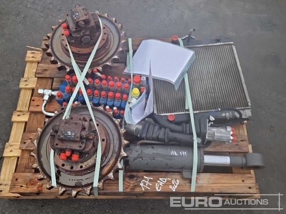 2013 Final Drives, Radiator, Valve Block, Cylinder to suit Volvo ECR25D - Construction equipment: picture 1 2013 Final Drives, Radiator, Valve Block, Cylinder to suit Volvo ECR25D - Construction equipment: picture 1