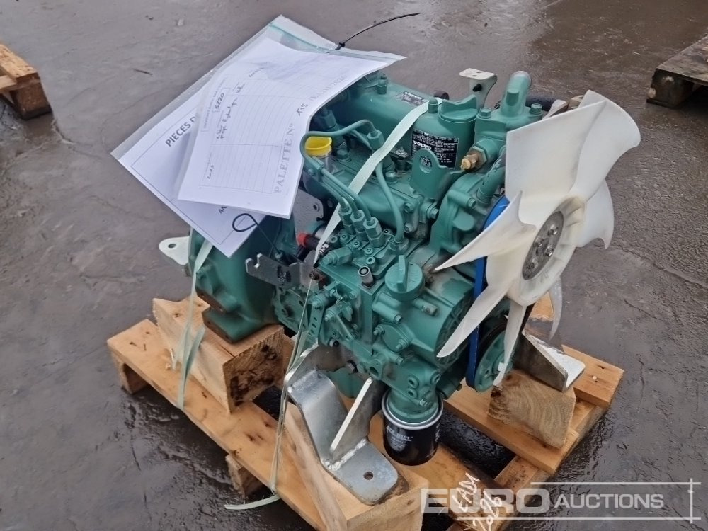 2013 Volvo 3 Cylinder Diesel Engine+ Pump to suit Volvo ECR25D - Construction equipment: picture 2 2013 Volvo 3 Cylinder Diesel Engine+ Pump to suit Volvo ECR25D - Construction equipment: picture 2