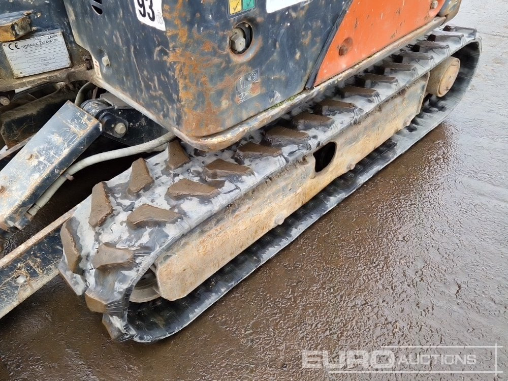 Mini excavator 2014 Hitachi ZX17U-2YLR: picture 11