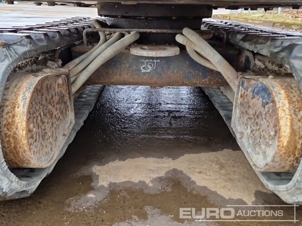 Mini excavator 2014 Hitachi ZX17U-2YLR: picture 12