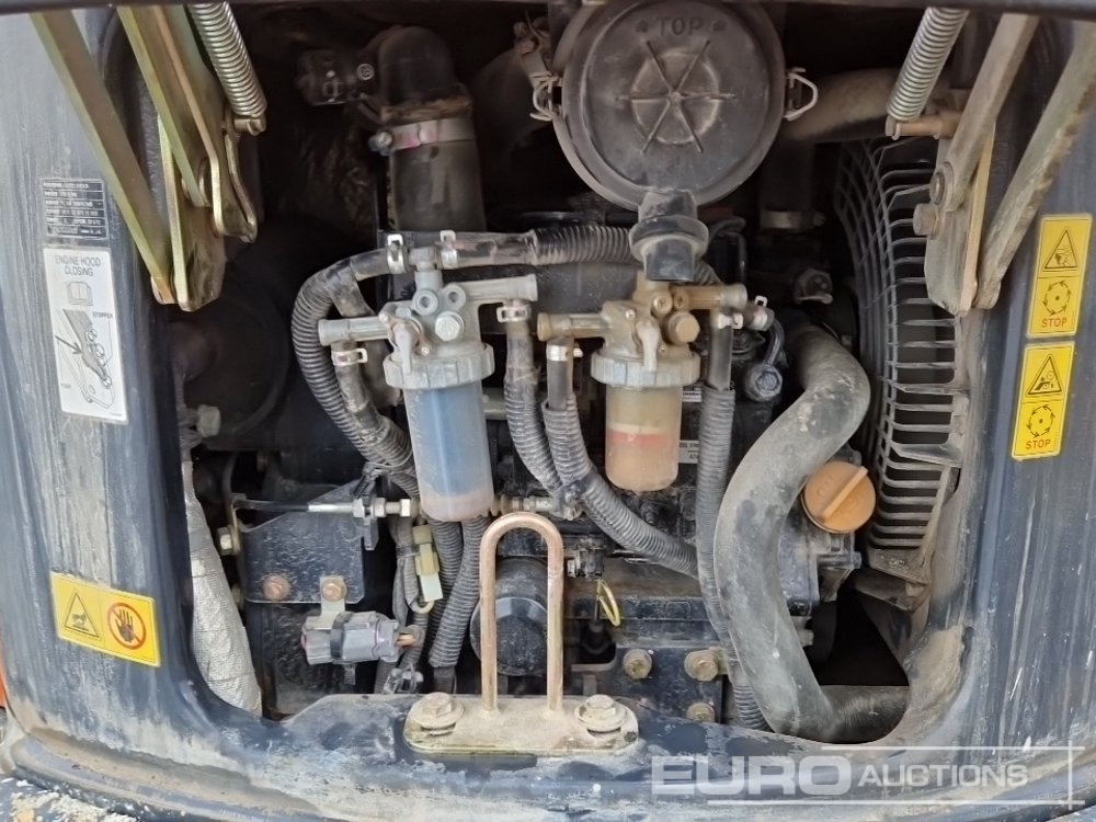 Mini excavator 2014 Hitachi ZX17U-2YLR: picture 13