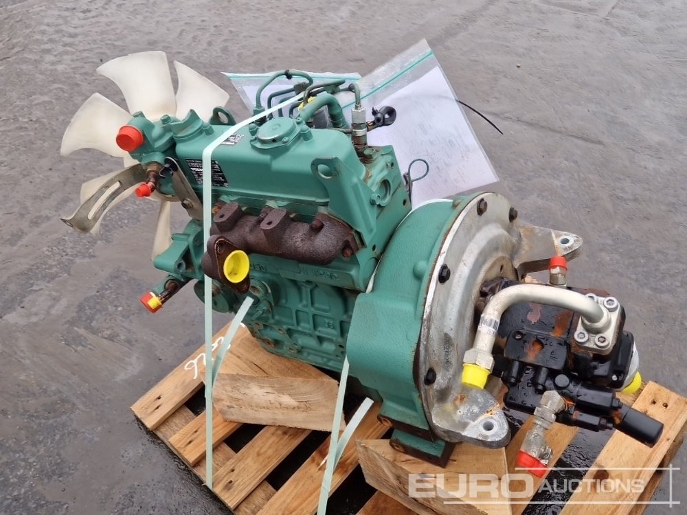 2014 Volvo 3 Cylinder Diesrl Engine + Pump to suit Volvo ECR25D - Construction equipment: picture 4 2014 Volvo 3 Cylinder Diesrl Engine + Pump to suit Volvo ECR25D - Construction equipment: picture 4