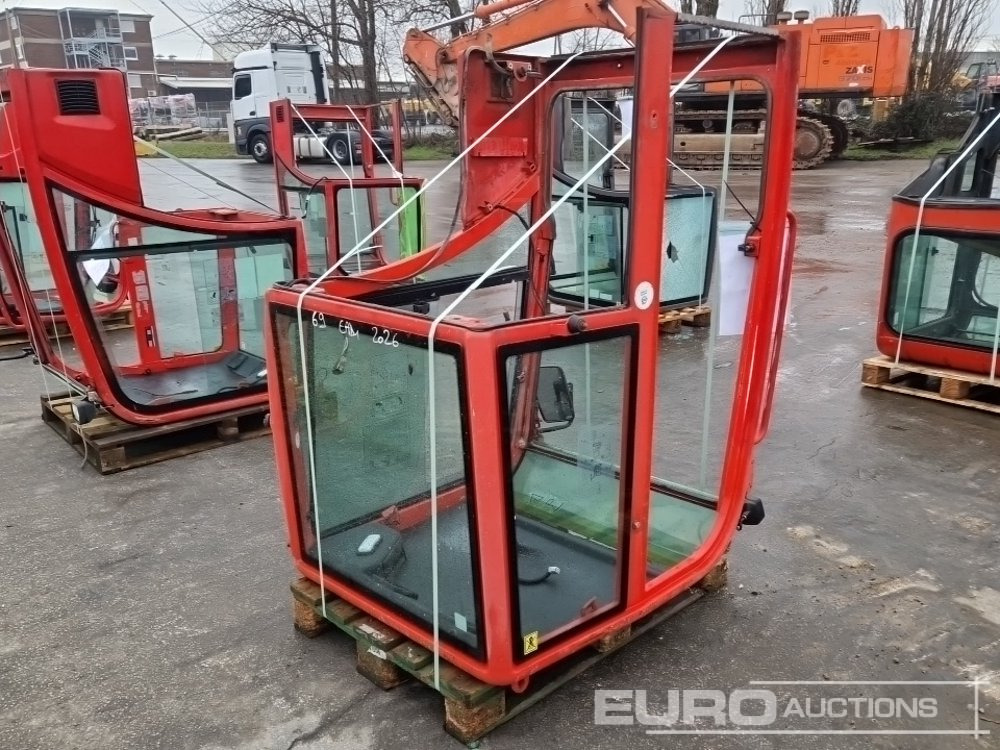 2015 Cabin to suit Volvo ECR25D - Construction equipment: picture 4 2015 Cabin to suit Volvo ECR25D - Construction equipment: picture 4