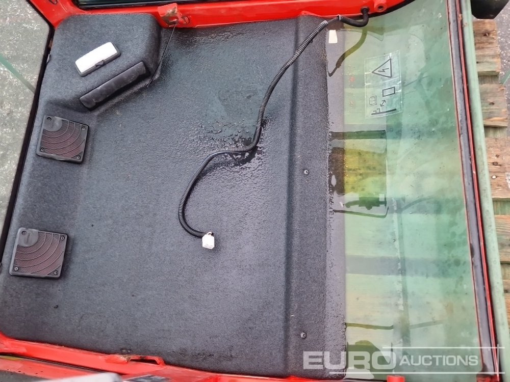 2015 Cabin to suit Volvo ECR25D - Construction equipment: picture 5 2015 Cabin to suit Volvo ECR25D - Construction equipment: picture 5