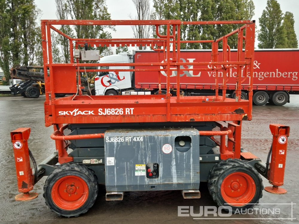 2016 SkyJack SJ6826RT - Aerial platform: picture 5 2016 SkyJack SJ6826RT - Aerial platform: picture 5
