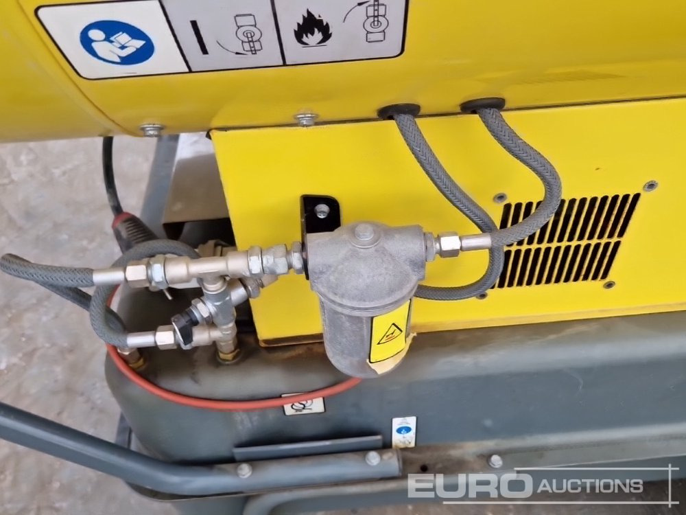 Construction equipment 2016 Wacker Neuson HI 120 Space Heater with 2-Way Distributor and Heating Hoses: picture 9