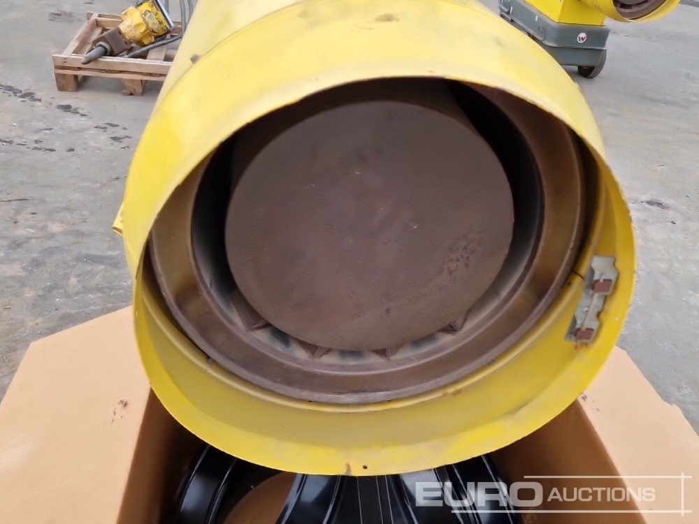 Construction equipment 2016 Wacker Neuson HI 120 Space Heater with 2-Way Distributor and Heating Hoses: picture 7