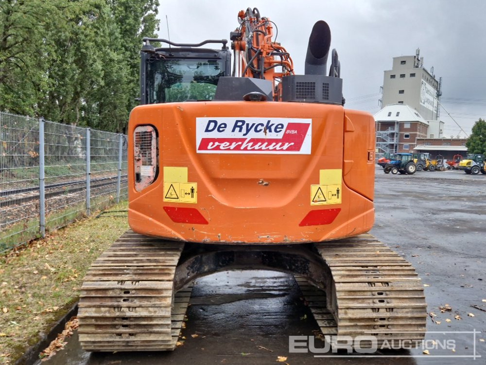 2017 Hitachi ZX135US-6 - Crawler excavator: picture 4 2017 Hitachi ZX135US-6 - Crawler excavator: picture 4