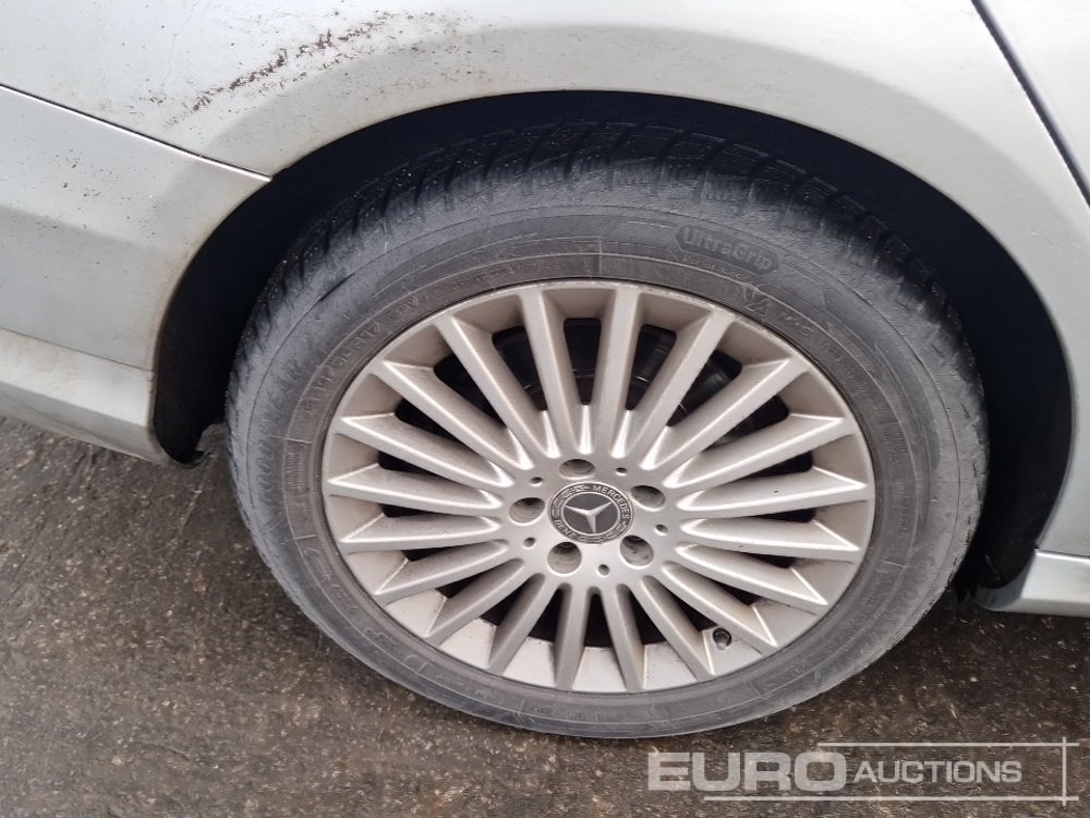 Car 2017 Mercedes Benz C220D: picture 12