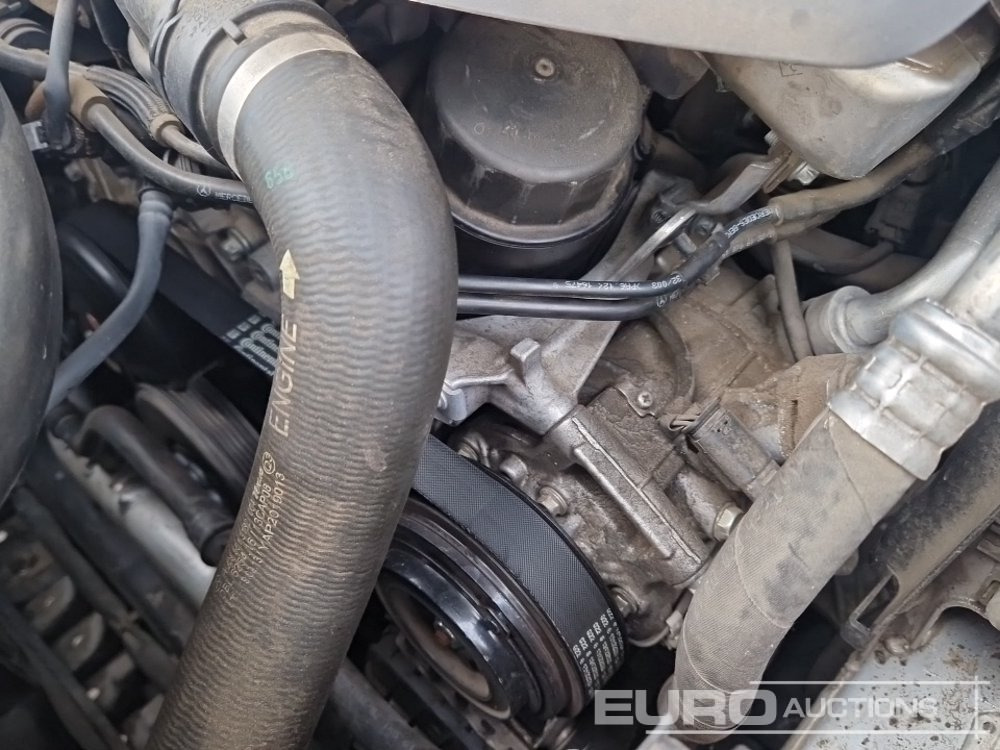 Car 2017 Mercedes Benz C220D: picture 15