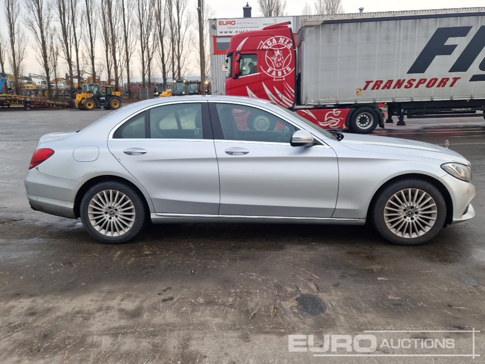 Car 2017 Mercedes Benz C220D: picture 6
