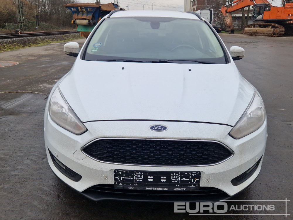 Car 2018 Ford Focus: picture 8