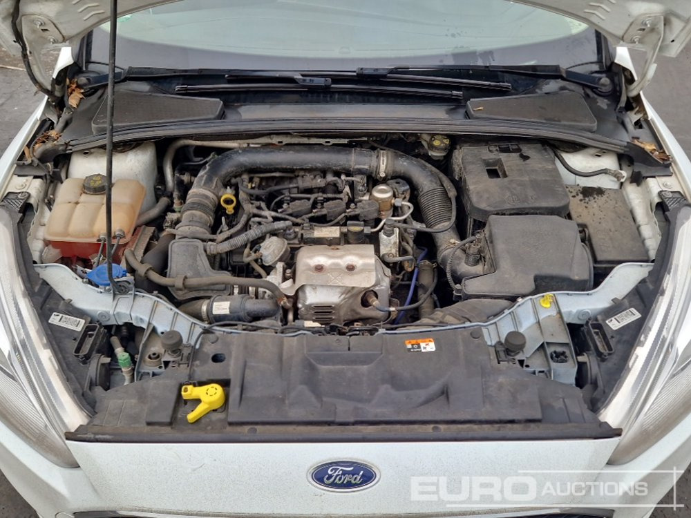 Car 2018 Ford Focus: picture 13