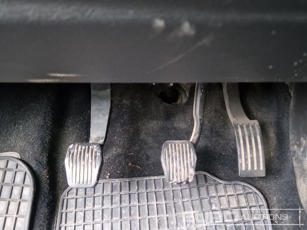 Car 2018 Ford Focus: picture 29