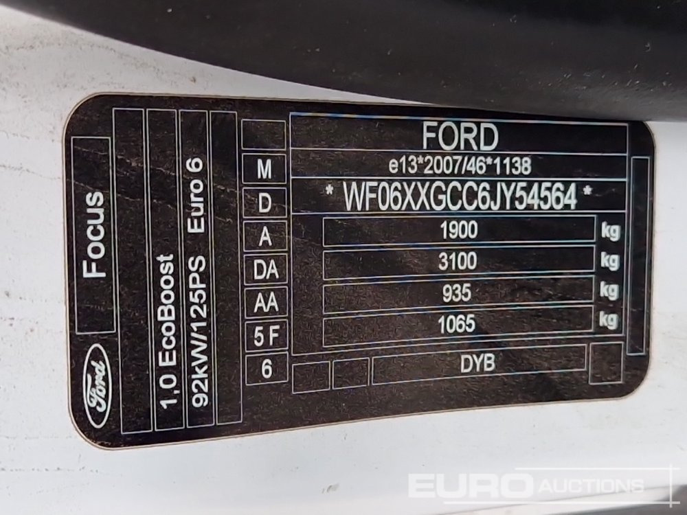 Car 2018 Ford Focus: picture 33