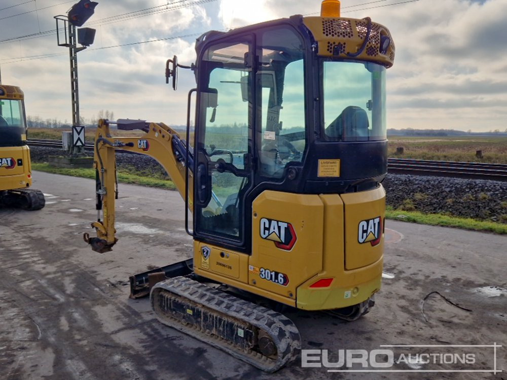 2021 CAT 301.6 - Mini excavator: picture 3 2021 CAT 301.6 - Mini excavator: picture 3