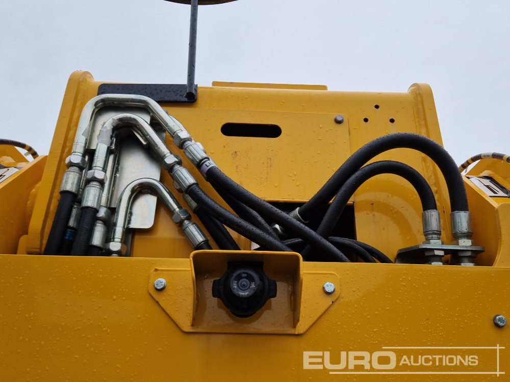 Telescopic handler 2022 JCB 555-260: picture 30