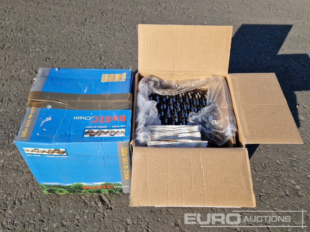 3/8x1.5 Chainsaw Chains (2 of) - Construction equipment: picture 1 3/8x1.5 Chainsaw Chains (2 of) - Construction equipment: picture 1
