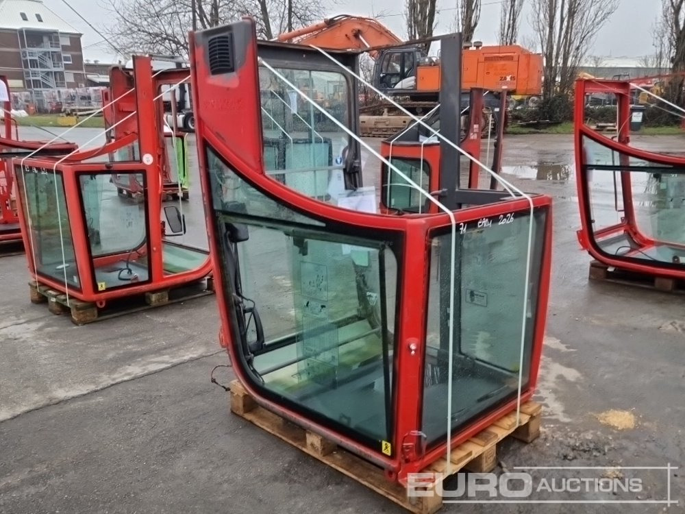 Cabin to suit Volvo ECR25D - Construction equipment: picture 4 Cabin to suit Volvo ECR25D - Construction equipment: picture 4