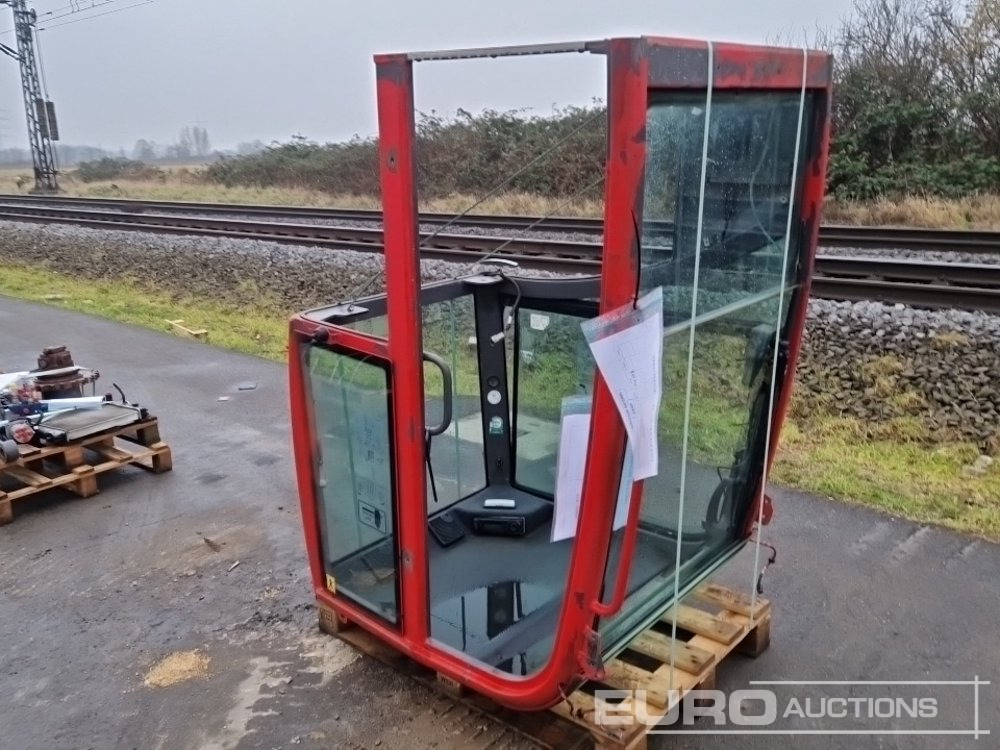 Cabin to suit Volvo ECR25D - Construction equipment: picture 2 Cabin to suit Volvo ECR25D - Construction equipment: picture 2