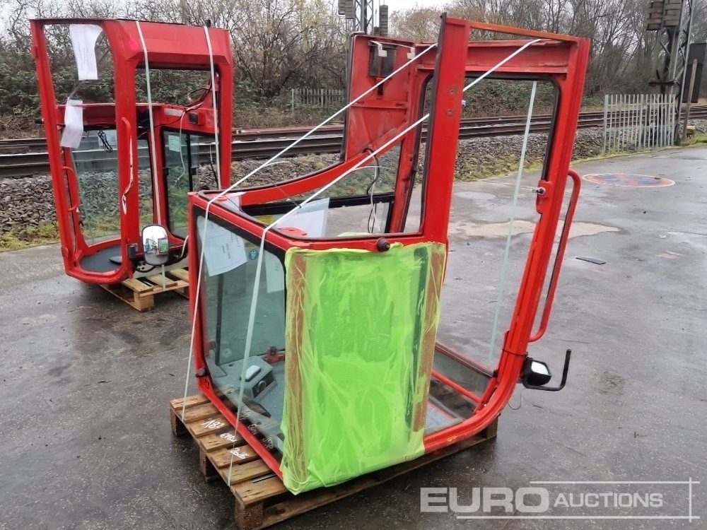 Cabin to suit Volvo ECR25D - Construction equipment: picture 2 Cabin to suit Volvo ECR25D - Construction equipment: picture 2