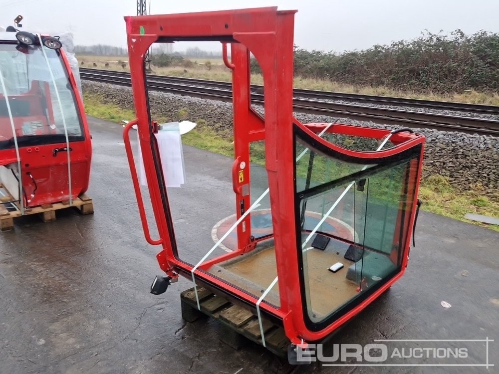 Cabine to suit Volvo ECR50D - Construction equipment: picture 2 Cabine to suit Volvo ECR50D - Construction equipment: picture 2