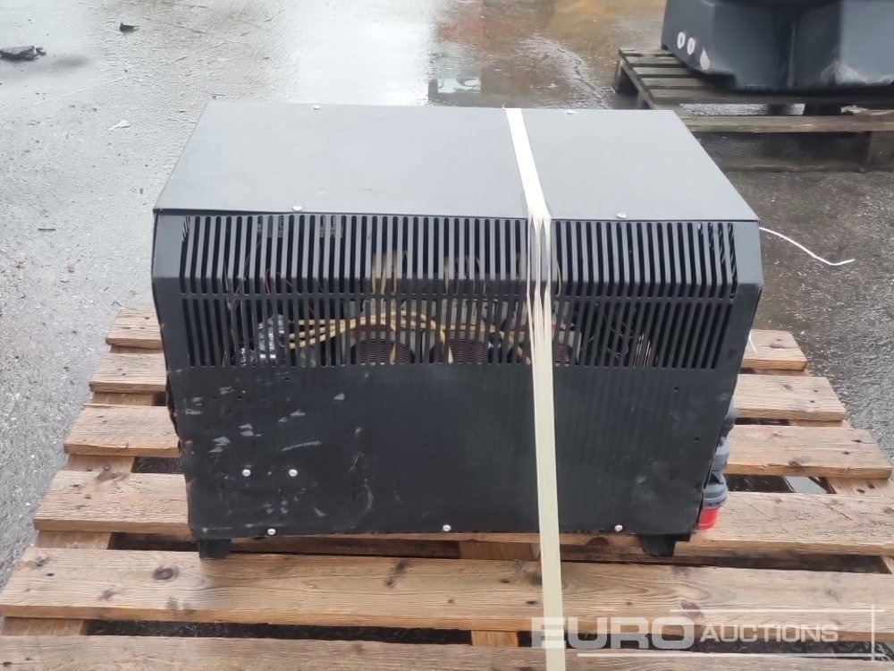 Charger to suit Electric Forklift - Construction equipment: picture 4 Charger to suit Electric Forklift - Construction equipment: picture 4