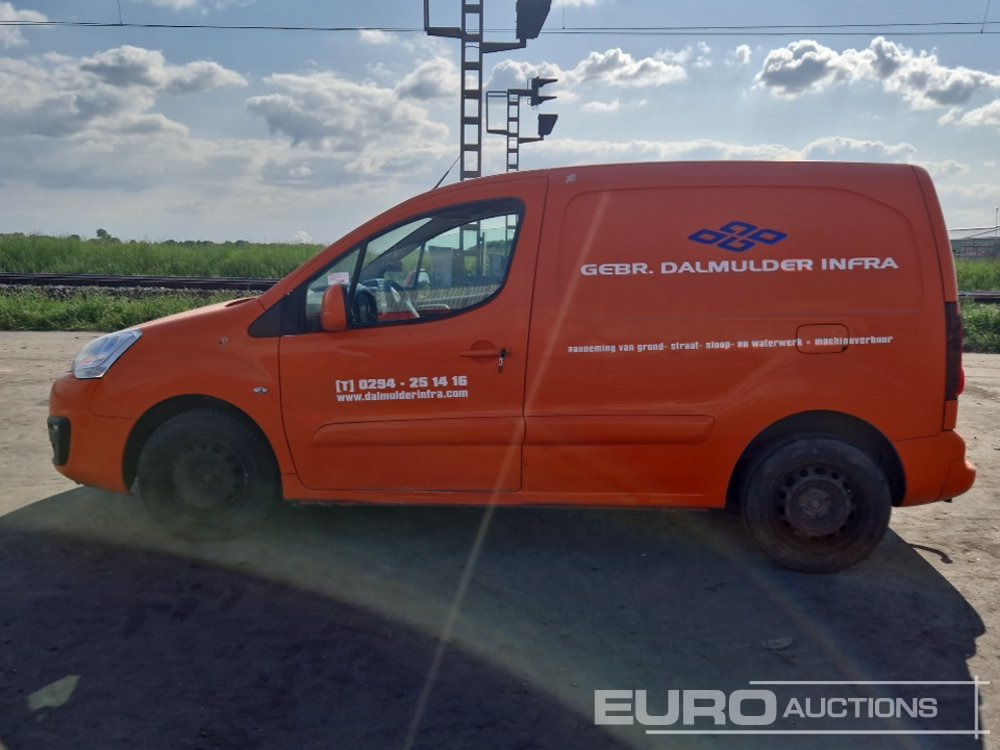 2016 Peugeot PARTNER 1.6HDI - Commercial vehicle: picture 2 2016 Peugeot PARTNER 1.6HDI - Commercial vehicle: picture 2